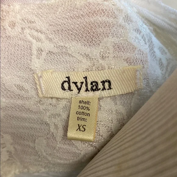 Dylan White Asymmetrical Fitted 3/4 Sleeve Tunic – Size XS - Picture 2 of 7